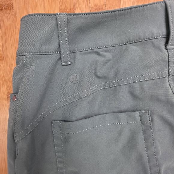 Lululemon Pants Women's Size 27 Blue City Sleek 5 Pocket Utilitech Wide Leg Crop - Picture 4 of 5